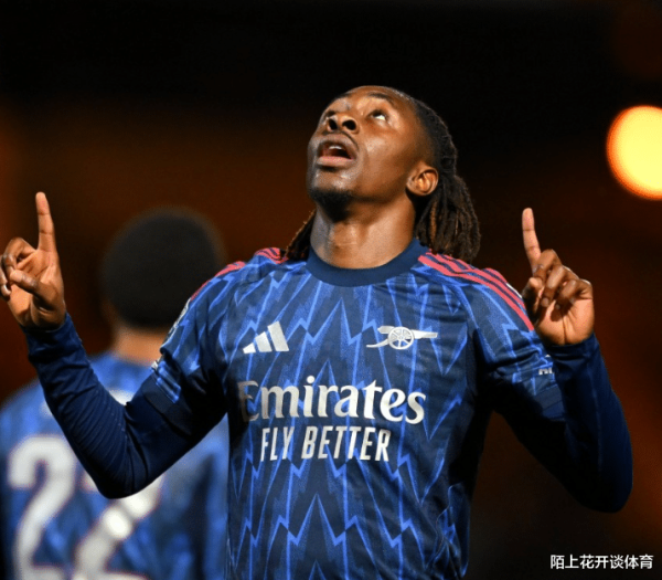 埃泽献首球, 特罗萨德贴地斩, 阿森纳2-0维尔港, 下场战落魄豪强