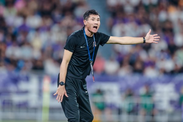 邵佳一:对每个中国的职业指导教练员来说,国家队主指导教练员无疑是最高理想