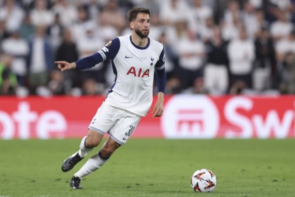 本坦库尔: 这一年最好时刻是乌拉圭进世界杯赛   热刺夺欧联 家人强健